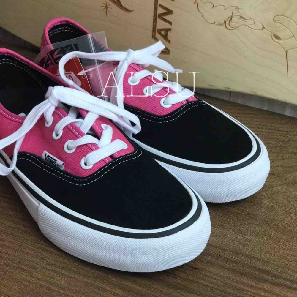 NWT VANS Authentic Pro Black Magenta W AUTHENTIC - Picture 3 of 8
